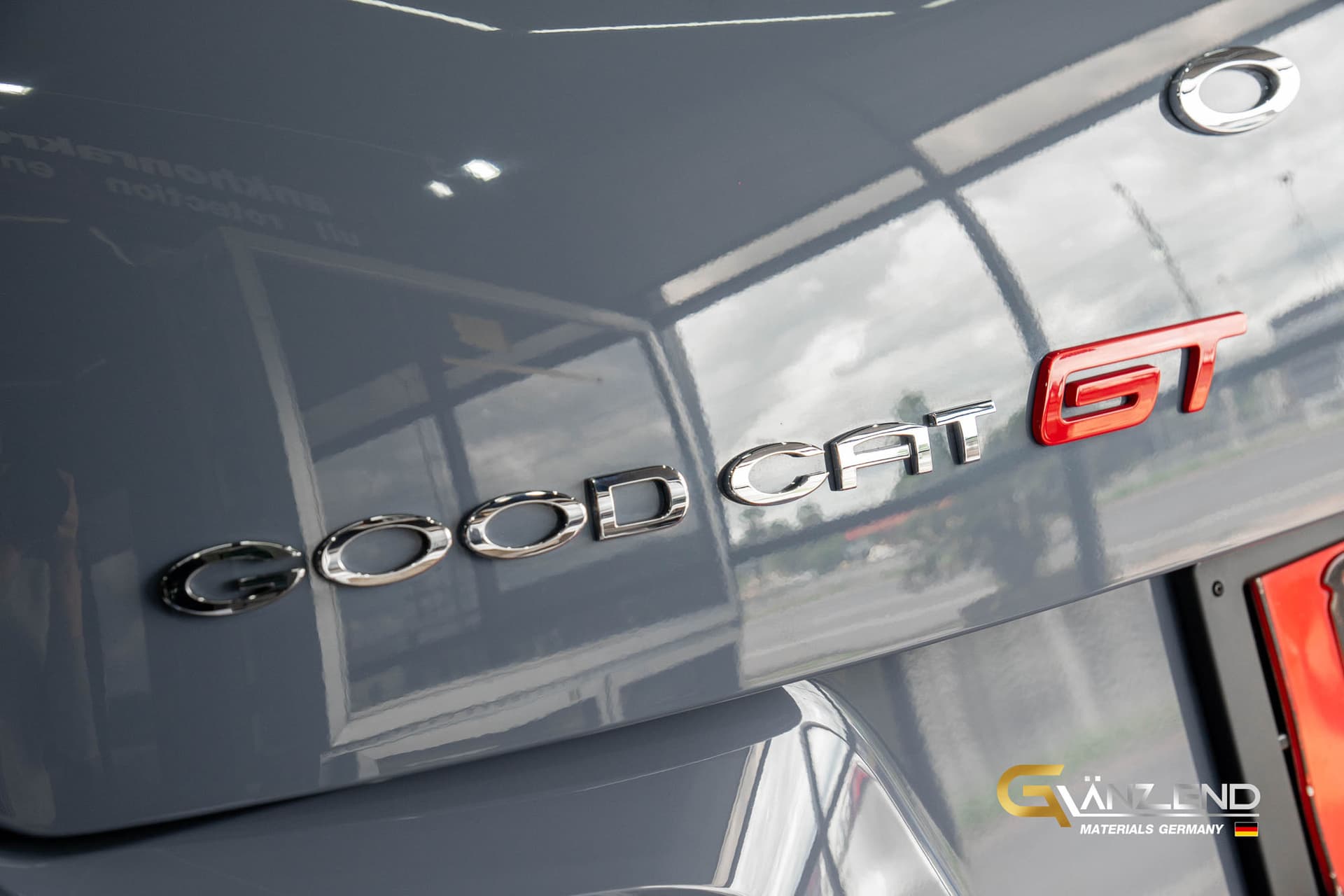 โลโก้ Good Cat GT ท้ายรถ